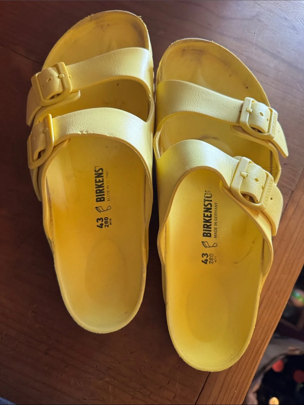 Birkenstock Yellow Double-Buckle Man Slide Sandals